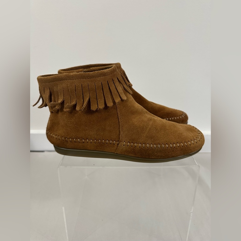 AEROSOLES Brown Suede Ankle Booties